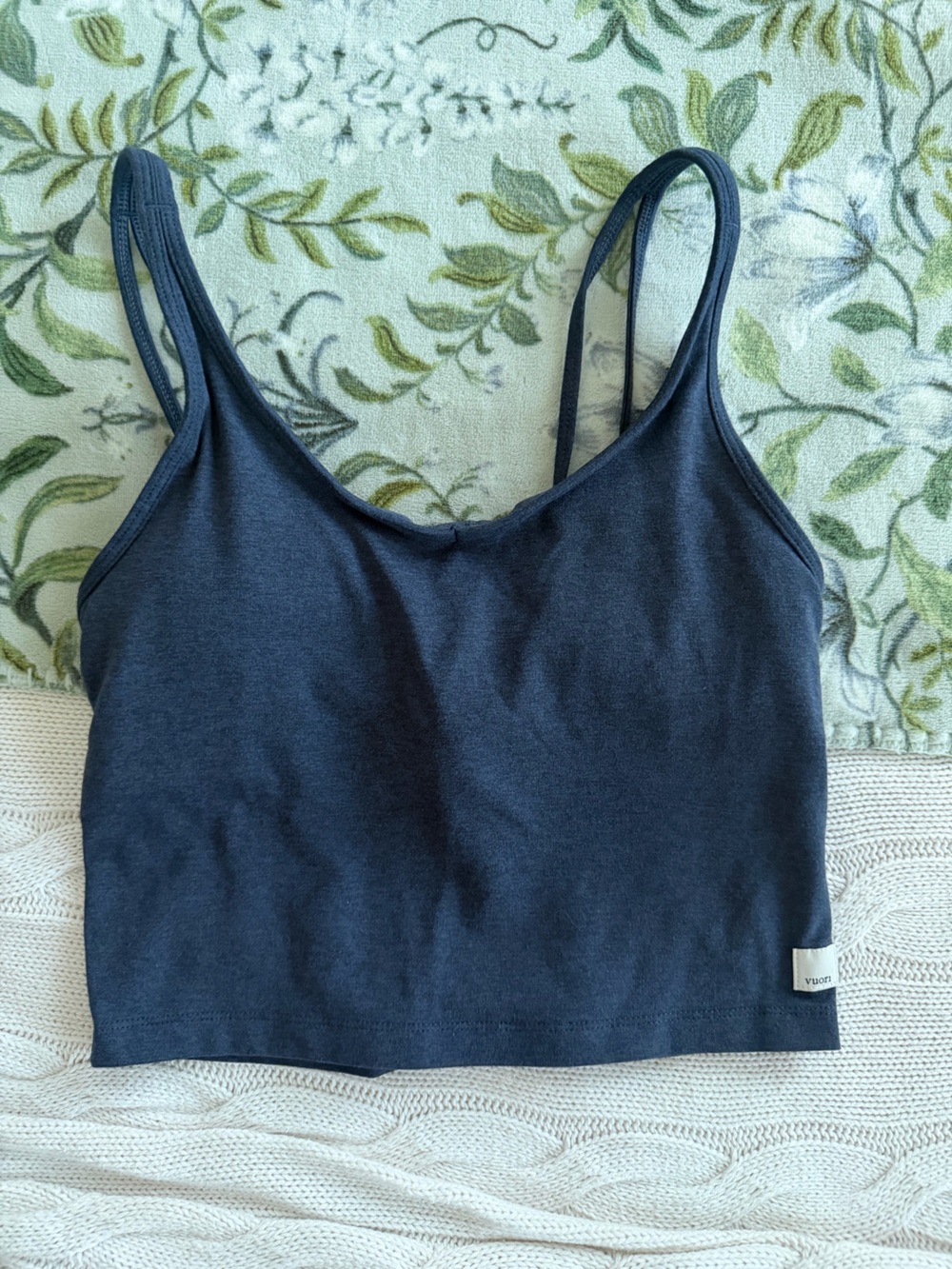 Vuori Dark Navy halo Double-Strap shelf bra Camisole small